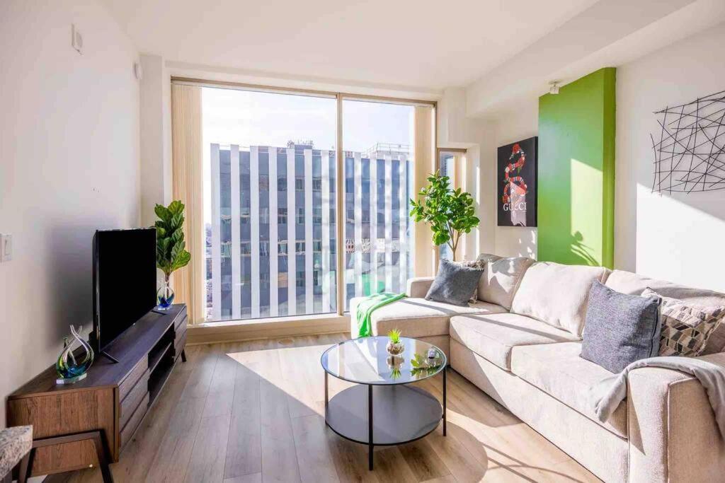 Appartamento Luxury High Rise Amazlng Views & Secured Parking Los Angeles